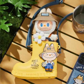 THE MONSTERS FALL IN WILD SERIES-Rain Boot Bag