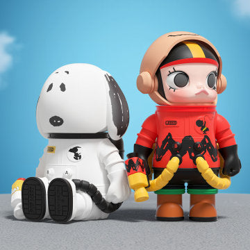 MEGA SPACE MOLLY 100% Charlie Brown & Snoopy